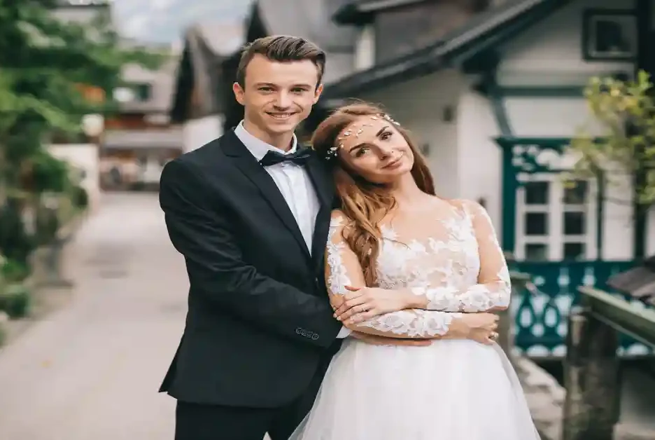 Wie glänzen Sie in der Hochzeitsoutfit-Saison mit 4 Top-Styles?